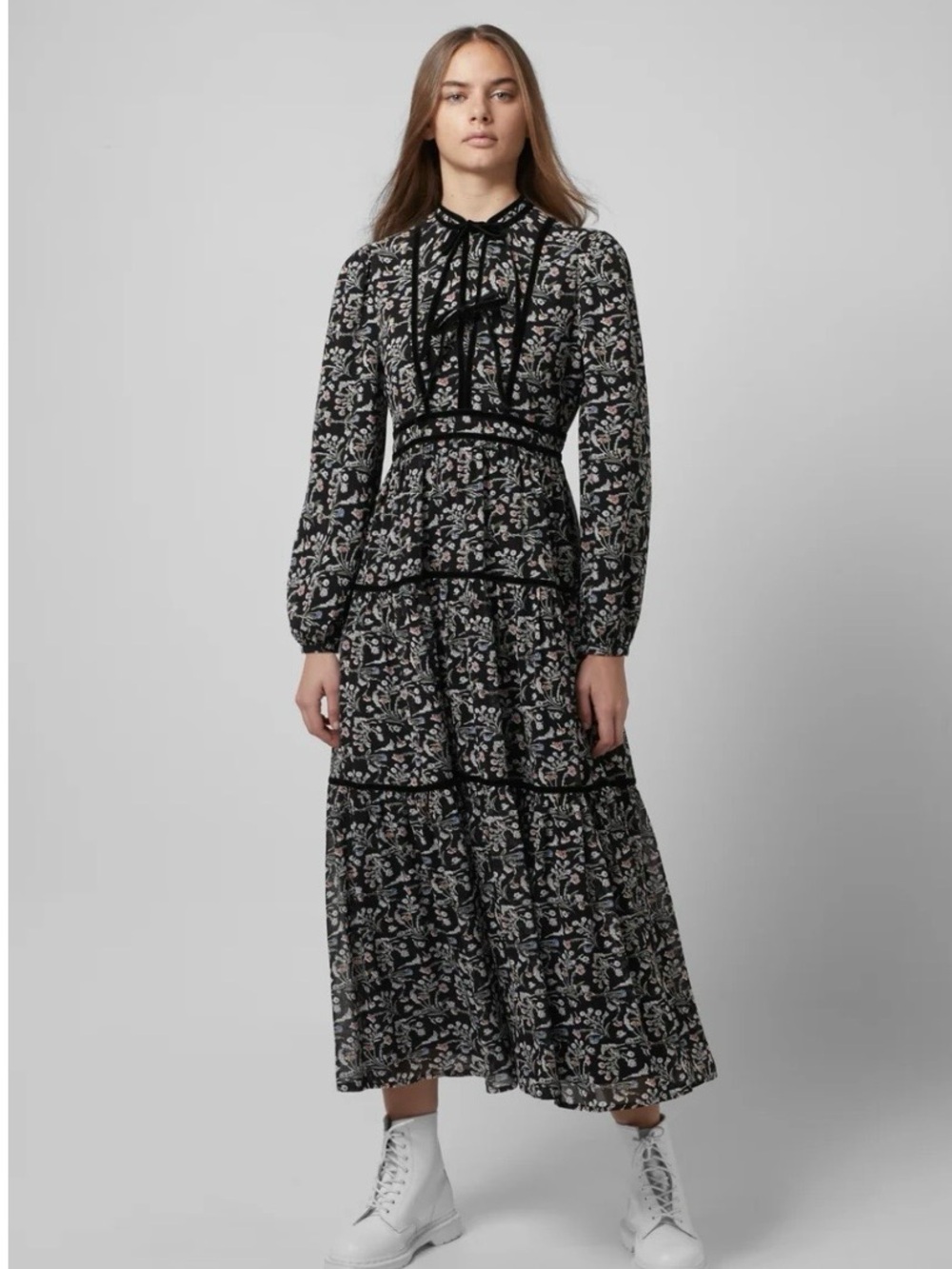 Zaikamoya Penelope Black Floral Tiered Long Sleeve Maxi Dress Sz 8